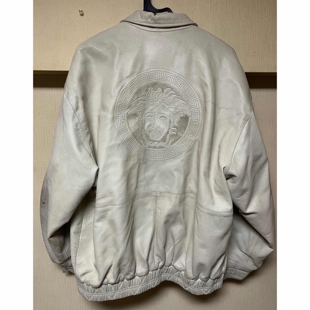 希少】Versace レザージャケット 最安値挑戦中! 49.0%割引 tweedmill