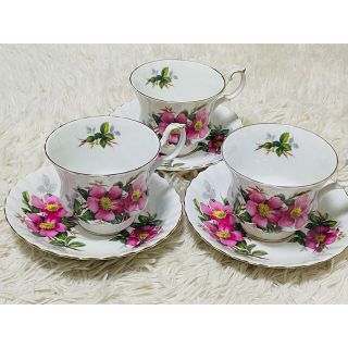 ロイヤルアルバート(ROYAL ALBERT)のロイヤルアルバート　カップ&ソーサー(グラス/カップ)