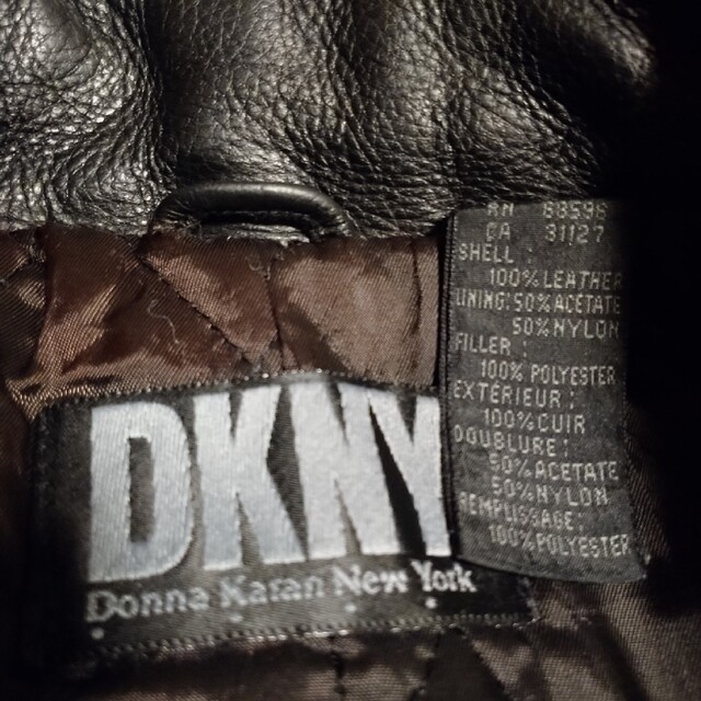DKNYダナ・キャランレザーコート黒ナイロンジャケットデニムパンツパーカーシャツ