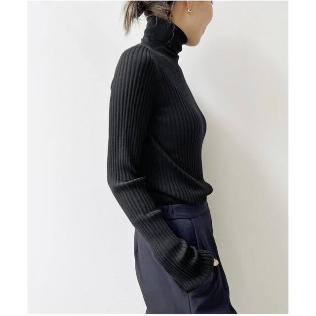 【新品タグ付】Rib T/N Knit ブラックトップス