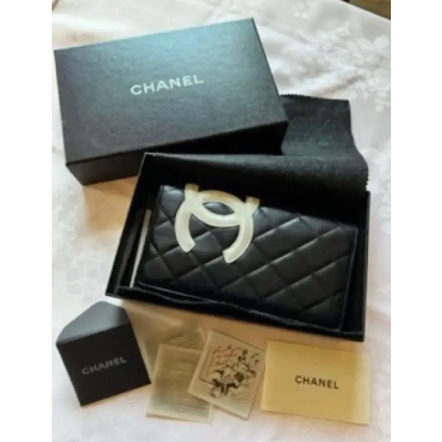 CHANEL(シャネル)の★美品❗️ギャランティカード付き❗️CHANELシャネル　カンボンライン長財布★ レディースのファッション小物(財布)の商品写真