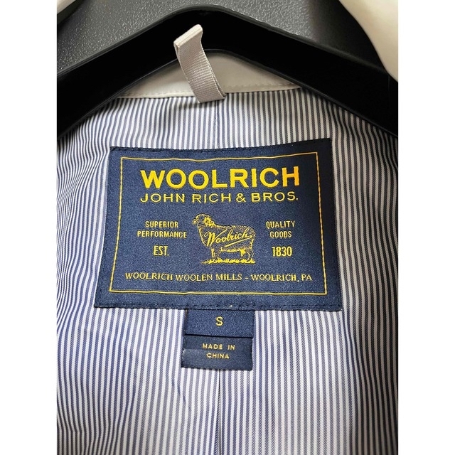 WOOLRICH(ウールリッチ)の【美品】WOOLRICHコート レディースのジャケット/アウター(ナイロンジャケット)の商品写真