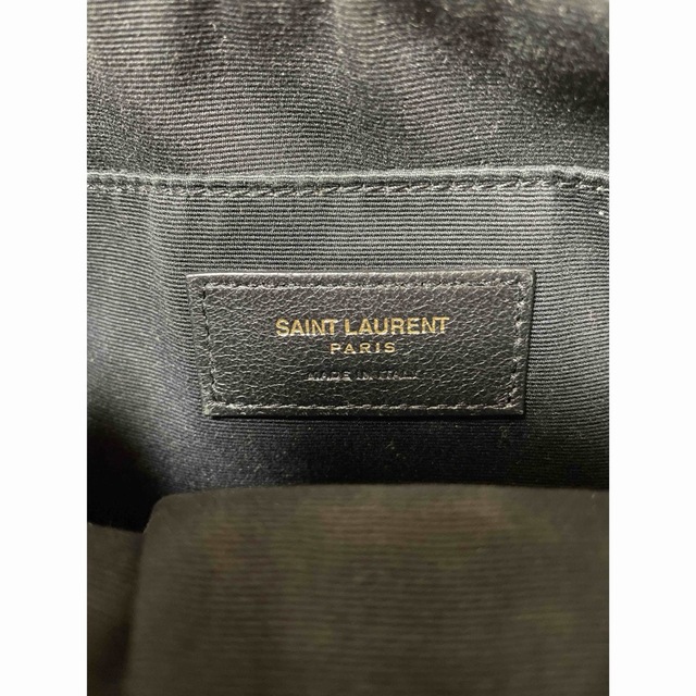 Yves Saint Laurent(イヴサンローラン)のSaint Laurent サンローラン　ショルダーバック レディースのバッグ(ショルダーバッグ)の商品写真