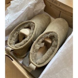 アグ(UGG)のUGG クラシックウルトラミニ(ブーツ)