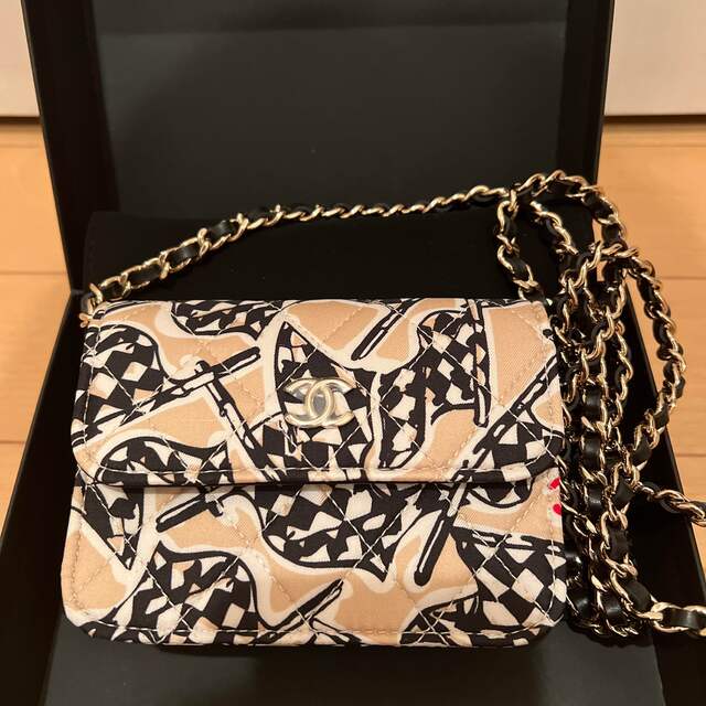 誕生日プレゼント CHANEL - ノベルティ チェーンクラッチ シャネル CHANEL ショルダーバッグ