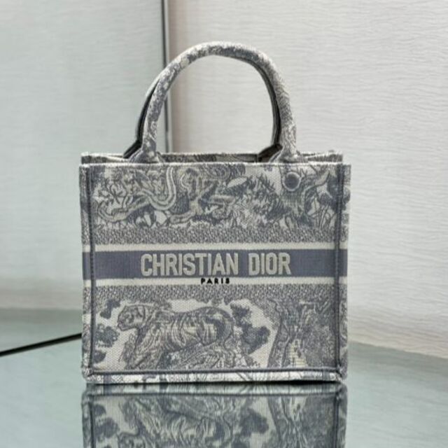 最終値下げ Christian Dior - Dior ブックトートスモール トートバッグ