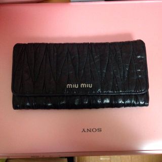 ミュウミュウ(MIU MIU)のmiumiu財布(財布)