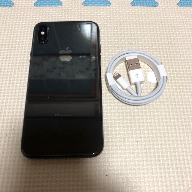 美品iPhone X 64gb SIMフリーの通販 by いちご's shop｜ラクマ
