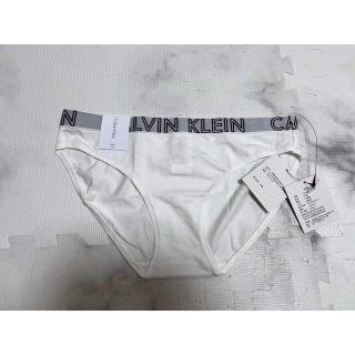 カルバンクライン(Calvin Klein)の【新品未使用】Calvin Kleinパンツ(ショーツ)