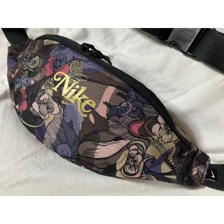 ナイキ(NIKE)の★ほぼ新品！★NIKEウエストバッグファニーパック★グレゴリージャックアンルー風(ウエストポーチ)