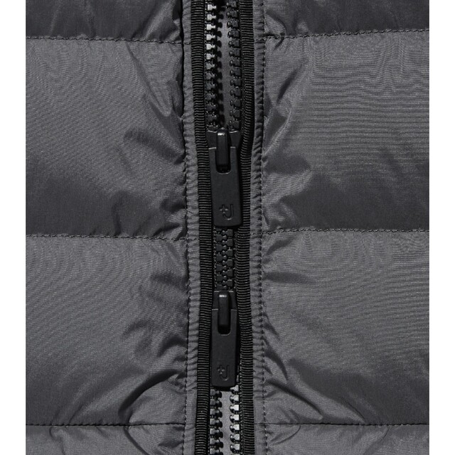 UNIQLO(ユニクロ)のユニクロ +J ライトダウンジャケット ブラック Mサイズ メンズのジャケット/アウター(ダウンジャケット)の商品写真