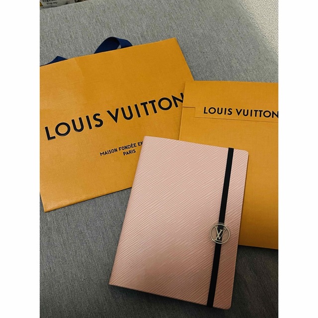 LOUIS VUITTON(ルイヴィトン)のルイヴィトン　ノート インテリア/住まい/日用品の文房具(ノート/メモ帳/ふせん)の商品写真