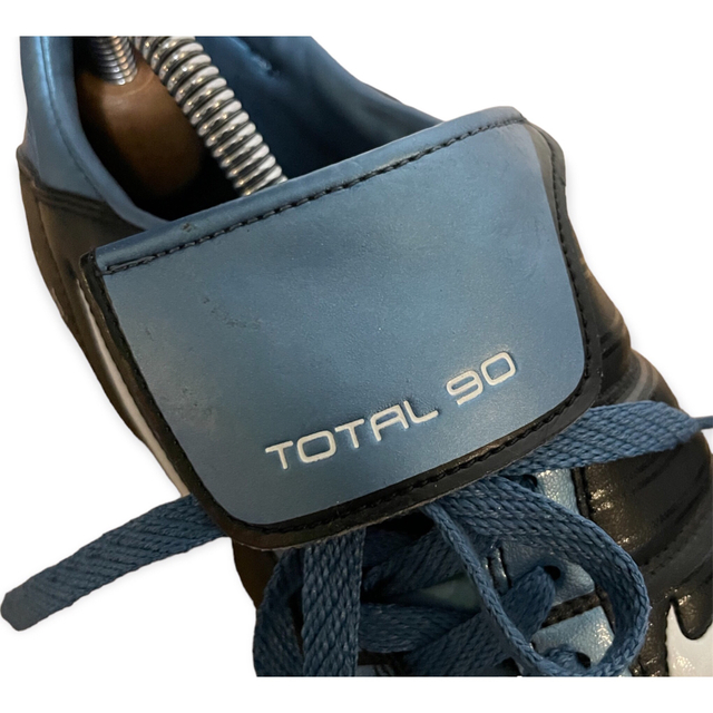 NIKE - デッドストック Nike Total 90 II HG 302477-014の通販 NIKE - デッドストック Nike Total 90 II HG 302477-014の通販