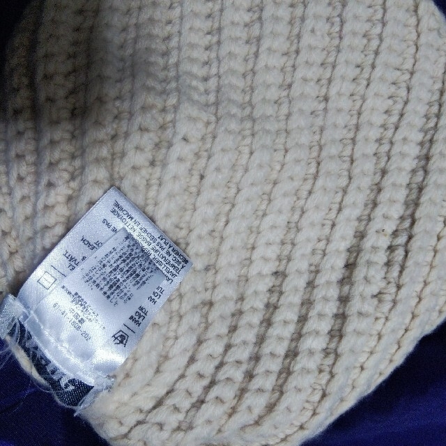 ACNE(アクネ)のAcne バイアス 毛糸編み 生成り色 ウール ワッチ レディースの帽子(ニット帽/ビーニー)の商品写真