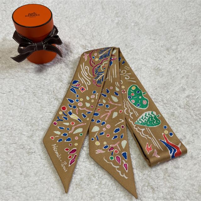 新品、未使用品 エルメス HERMES ツイリー 春の島-