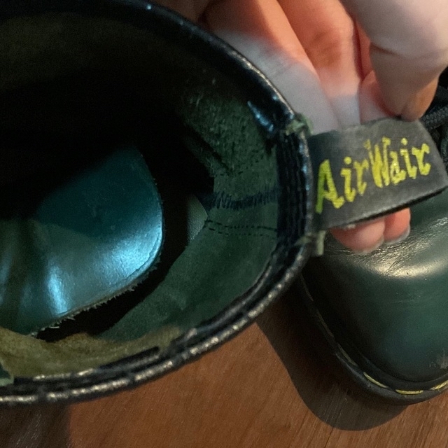 Dr.Martens(ドクターマーチン)のDr.Martens 8ホール　グリーン　英国製　vintage レディースの靴/シューズ(ブーツ)の商品写真