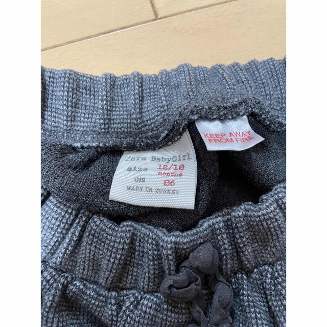 ZARA KIDS(ザラキッズ)のZARA baby  スカート　86 キッズ/ベビー/マタニティのベビー服(~85cm)(スカート)の商品写真