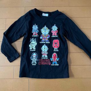 バンダイ(BANDAI)のBANDAI ウルトラマン　Tシャツ　男の子　黒　110(Tシャツ/カットソー)