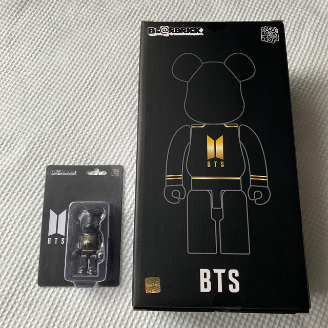 BE@RBRICK ベアブリック BTS 400% 100%