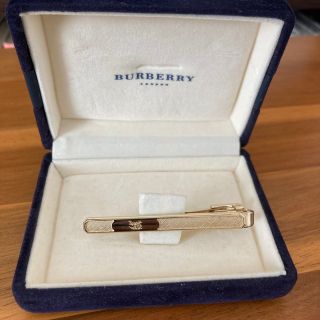 バーバリー(BURBERRY)の【BURBERRY】ネクタイピン ゴールド タイピン(ネクタイピン)