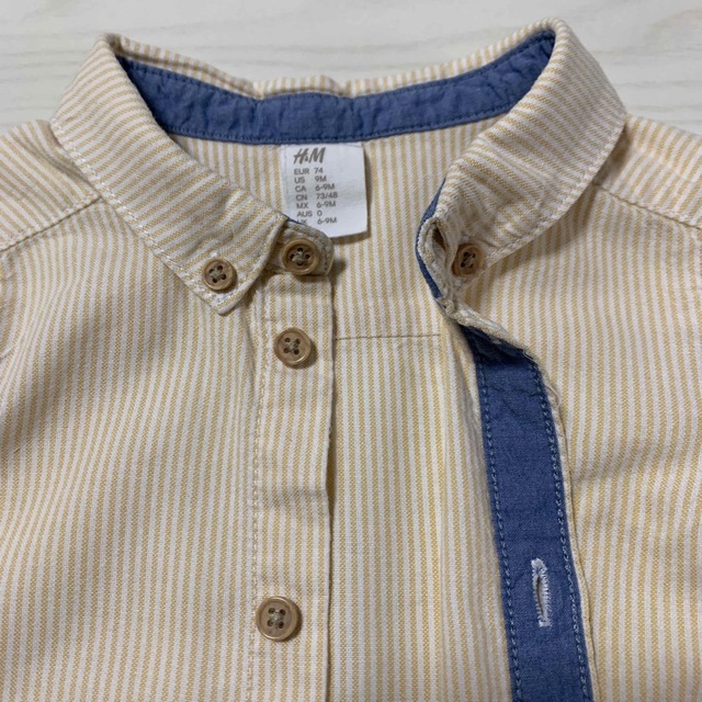 babyGAP(ベビーギャップ)のbabyGAP シャツ ＆ Ｈ＆Ｍ シャツ  2枚セット キッズ/ベビー/マタニティのベビー服(~85cm)(シャツ/カットソー)の商品写真