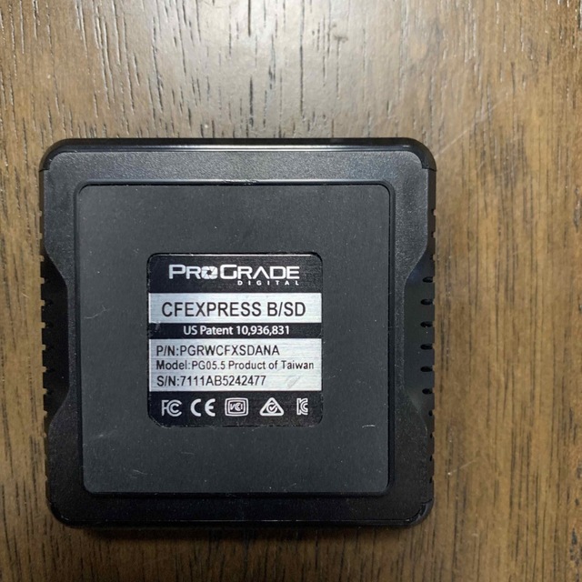 直営アウトレットサイト PROGRADE CFexpress ダブルスロットルカード