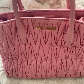 MIU MIU(ハンドバッグ)のフリマアイテム一覧 MIU MIU(ハンドバッグ)のフリマアイテム一覧