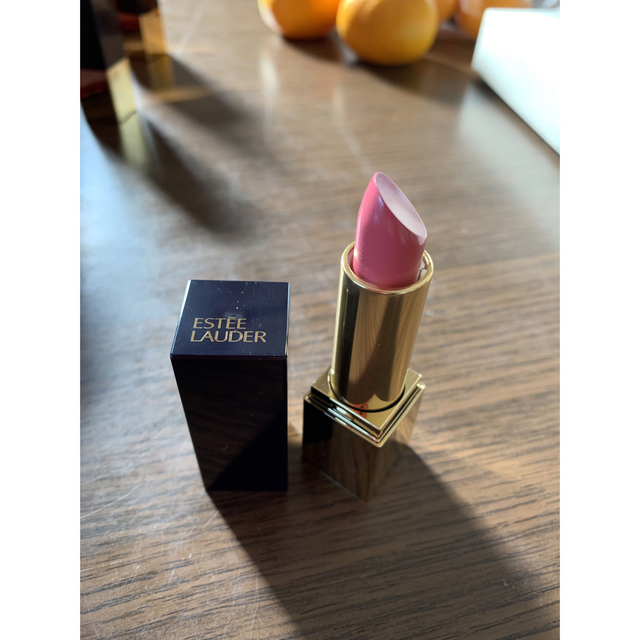 Estee Lauder(エスティローダー)のエスティローダー　リップスティック コスメ/美容のベースメイク/化粧品(口紅)の商品写真