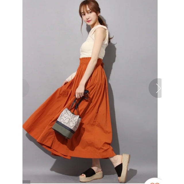 SNIDEL(スナイデル)のSNIDELギャザーボリュームスカート レディースのスカート(ロングスカート)の商品写真