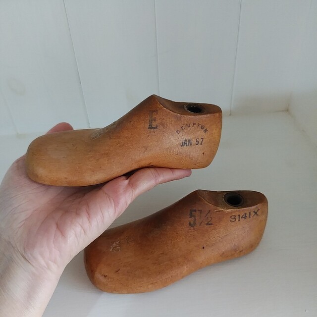 アンティーク(ジャンク)子どもの靴の木型 7