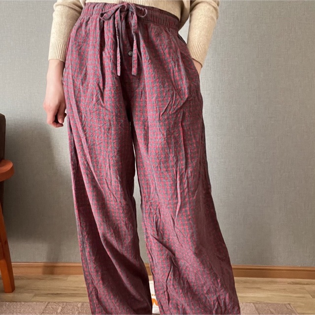 Santa Monica(サンタモニカ)のRed gray check pants レディースのパンツ(カジュアルパンツ)の商品写真