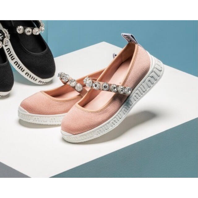 miumiu ビジューシューズ - www.husnususlu.com