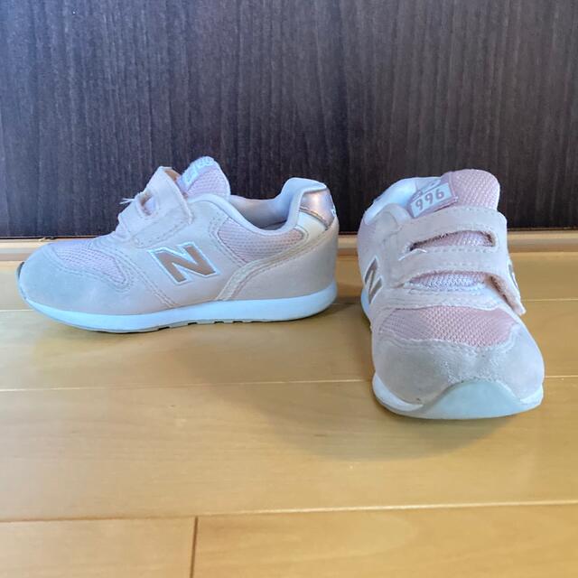 New Balance(ニューバランス)のNEW BALANCE ニューバランス 996 スニーカー　キッズ　子供　靴 キッズ/ベビー/マタニティのキッズ靴/シューズ(15cm~)(スニーカー)の商品写真