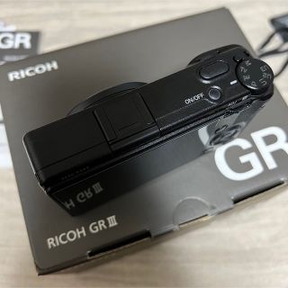 RICOH GRⅢ GRIII GR3 リコー 2023年3月まで保障付の通販 by s shop ...