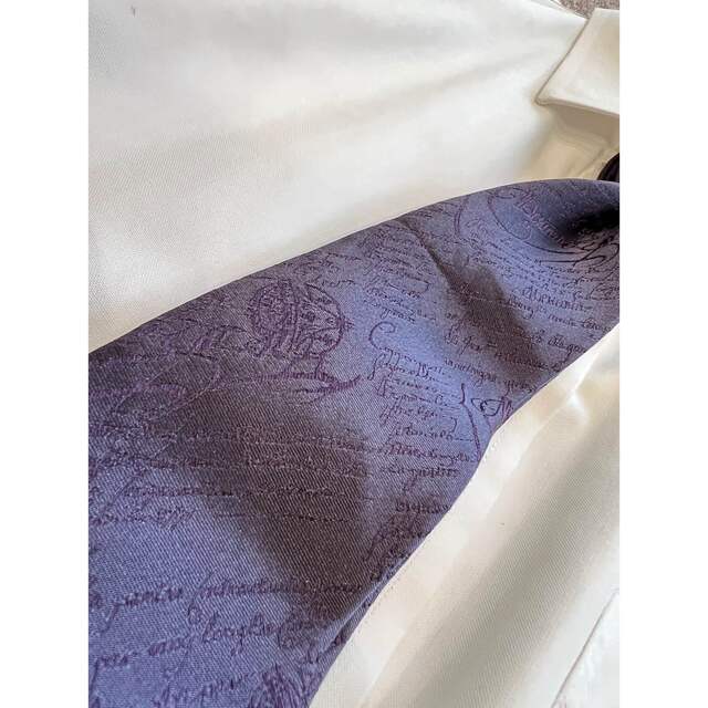 【美品】BERLUTI ベルルッティ　ネクタイ　シルク　カリグラフィ　紫×黒