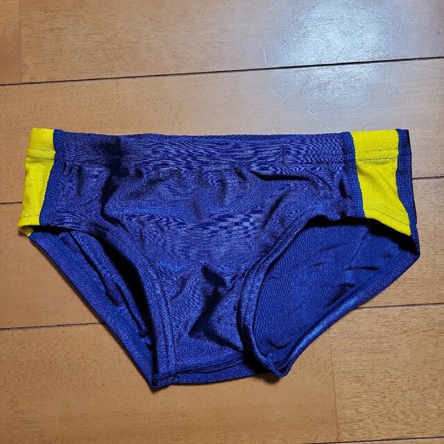 【新品未使用】競泳用 水着 男の子 100cm~ スポーツ/アウトドアのスポーツ/アウトドア その他(マリン/スイミング)の商品写真