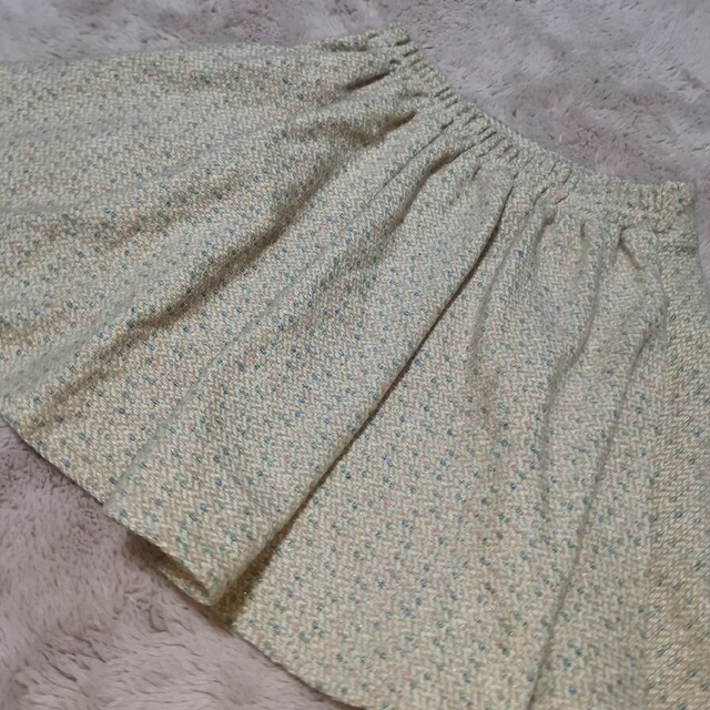 w closet(ダブルクローゼット)の新品未使用 フレアスカート 台形スカート ミニスカート ウール 秋物 レディースのスカート(ミニスカート)の商品写真