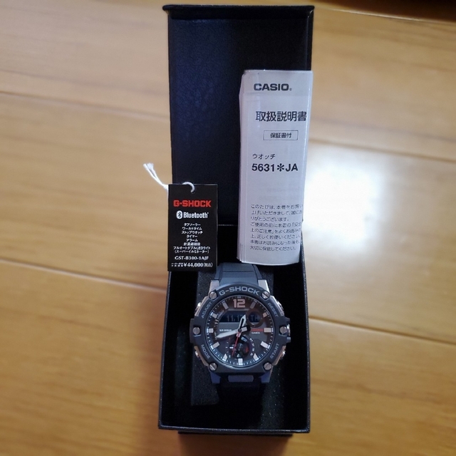 G-SHOCK GST-B300-1AJF 腕時計(アナログ)