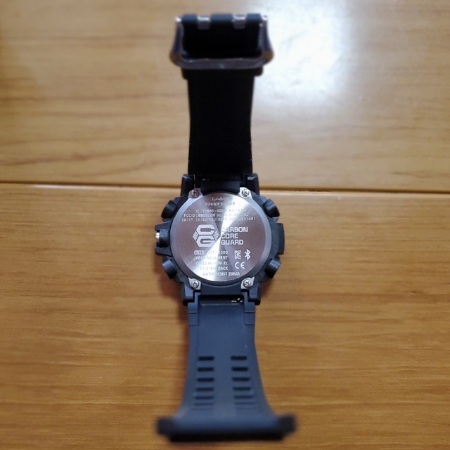 G-SHOCK GST-B300-1AJF 腕時計(アナログ)