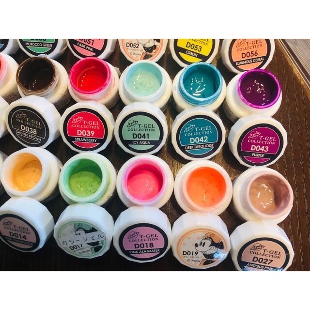 T-GEL COLLECTION カラージェル まとめ売り - ネイルカラー・マニキュア T-GEL COLLECTION カラージェル まとめ売り - ネイルカラー・マニキュア