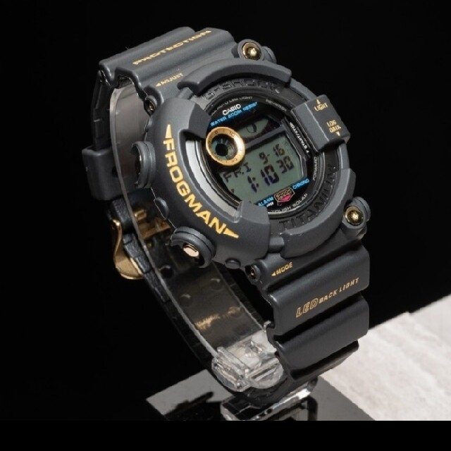 G-SHOCK(ジーショック)のFROGMAN30周年 GW-8230B-9AJR タグ付き メンズの時計(腕時計(デジタル))の商品写真