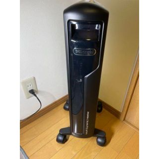 デロンギ(DeLonghi)の【極美品】DeLonghi マルチダイナミックヒーター MDH09-BK(オイルヒーター)