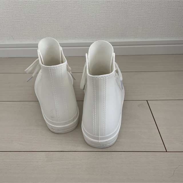 ハイカットレインシューズ　ホワイト　23.5 レディースの靴/シューズ(レインブーツ/長靴)の商品写真