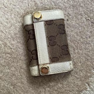 グッチ(Gucci)のGUCCI グッチ キーケース GGキャンパス ベージュ×ホワイト×ゴールド(キーケース)