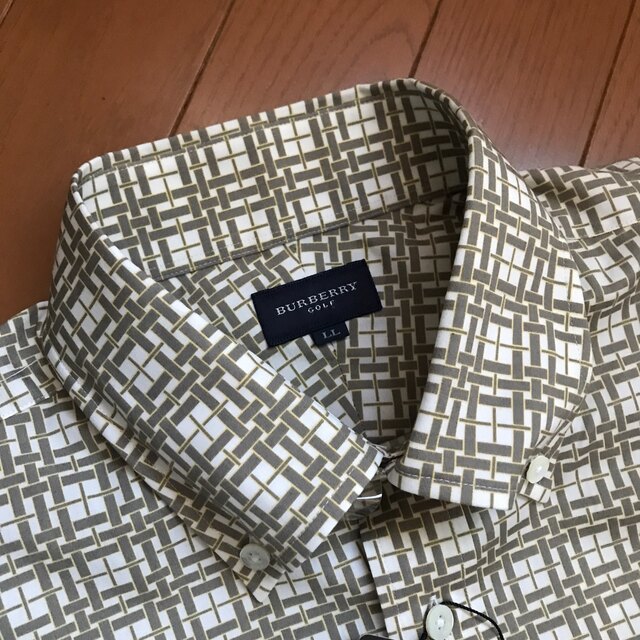 BURBERRY(バーバリー)の【新品タグ付き】BURBERRYGOLFバーバリーゴルフ刺繍シャツLLサイズ メンズのトップス(シャツ)の商品写真