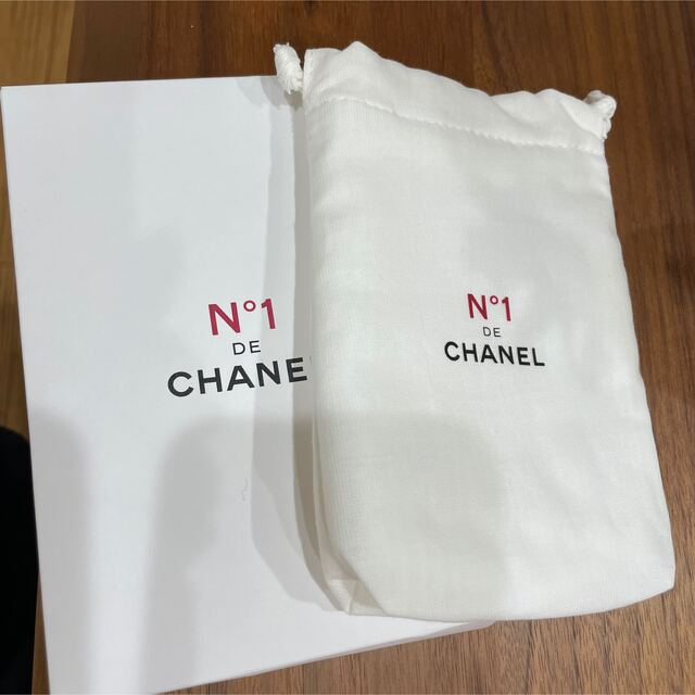 CHANEL(シャネル)のセラム N°1 ドゥ シャネル50ml コスメ/美容のスキンケア/基礎化粧品(美容液)の商品写真