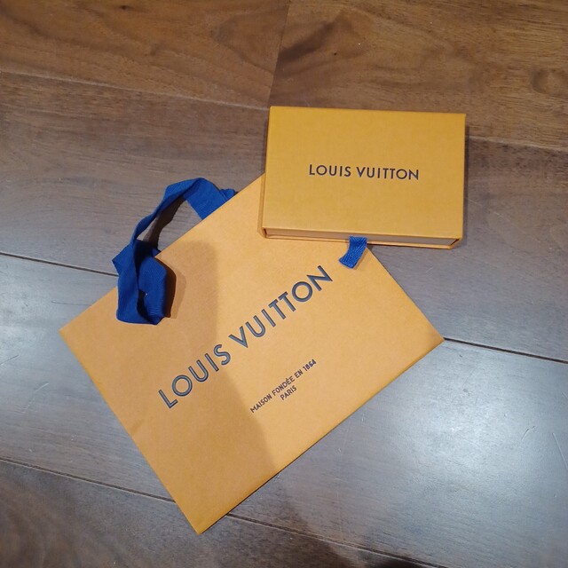 LOUIS VUITTON(ルイヴィトン)のルイヴィトンショッパー　箱 レディースのバッグ(ショップ袋)の商品写真