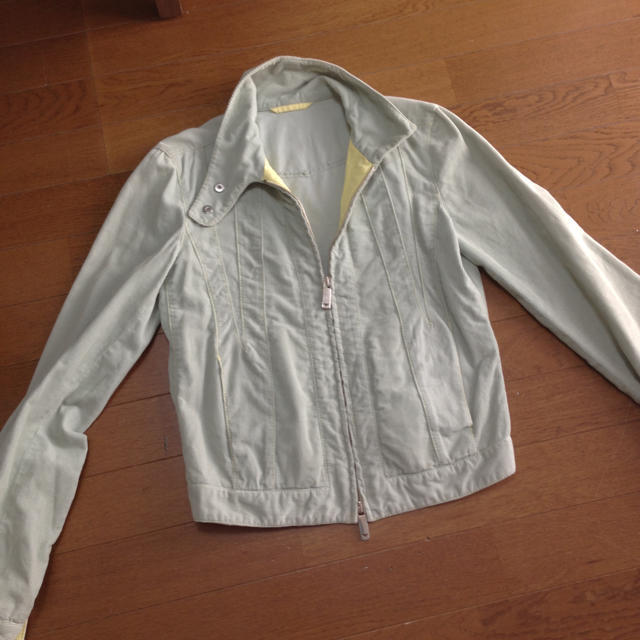 Emporio Armani(エンポリオアルマーニ)のエンポリオアルマーニ、ジャケット！ レディースのジャケット/アウター(ライダースジャケット)の商品写真