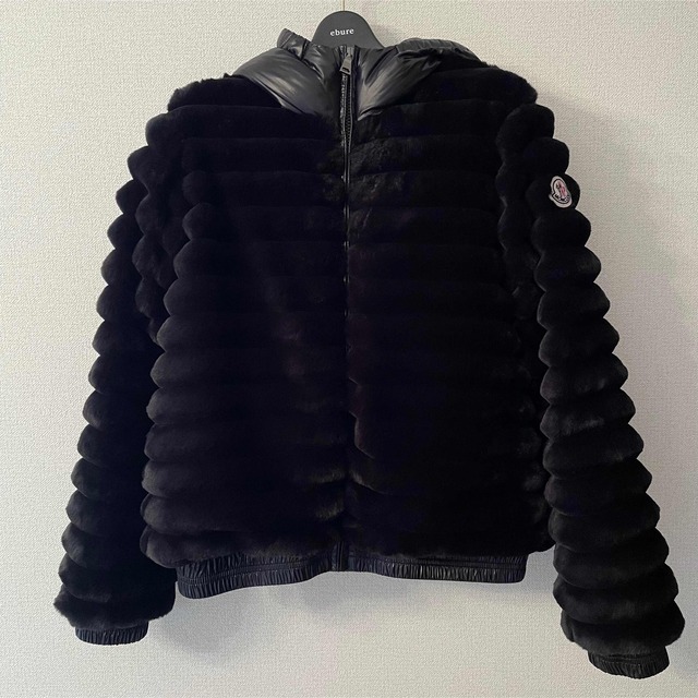 MONCLER(モンクレール)の新品MONCLER モンクレール Latifeフード付ファーダウン 14A  レディースのジャケット/アウター(ダウンジャケット)の商品写真