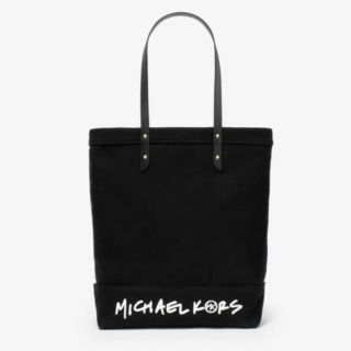 マイケルコース(Michael Kors)のMICHEL KORS キャンバストートミディアム ブラック(トートバッグ)